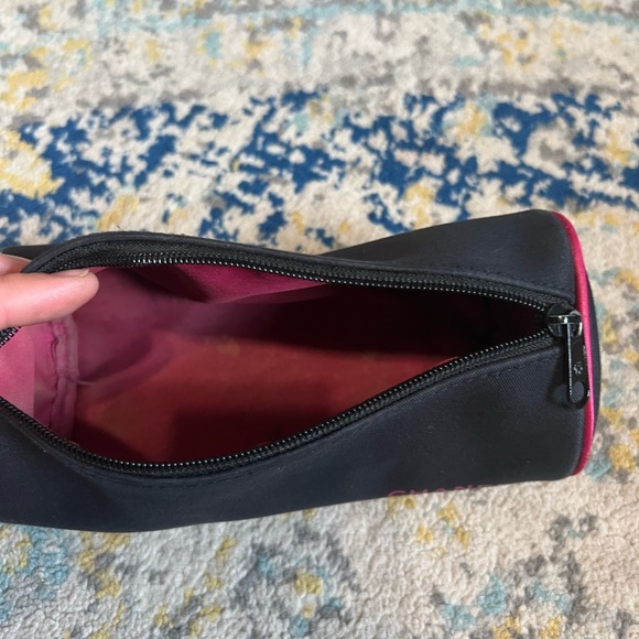 Chanel Makeup Case - Picture 2 of 6